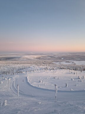 Schwedisches Lappland – Winterzauber am See