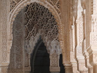 Alhambra – Prachtvolle maurische Welten