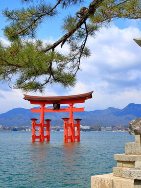 Kyushu – Vulkane, Geschichte und Metropolen